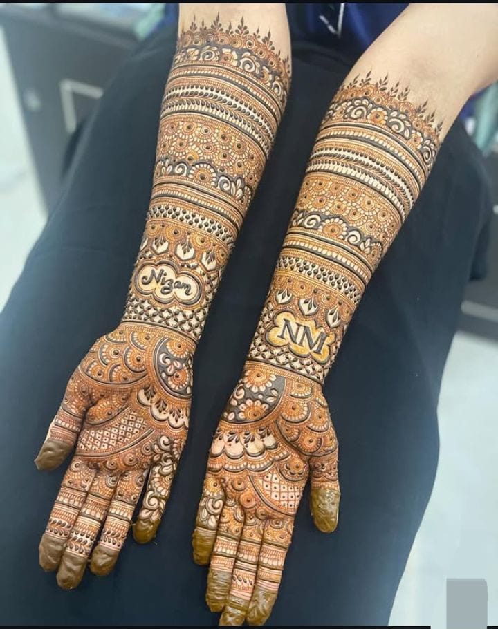 Intricate Elegance